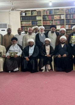  أقامت جامعة باقر العلوم الدينية في النجف الاشرف احتفالا بهيجا بمناسبة بدء العام الدراسي الجديد وكذلك لتخرج كوكبة من طلبتها من المرحلة العاشرة