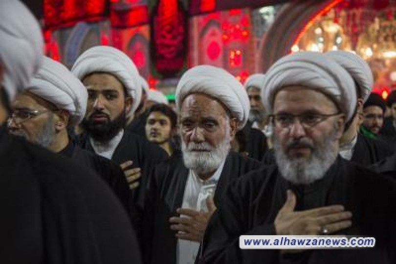 استمراراً لإحياء مراسيم عاشوراء: انطلاقُ موكب عزاء طلبة العلوم الدينيّة في كربلاء..