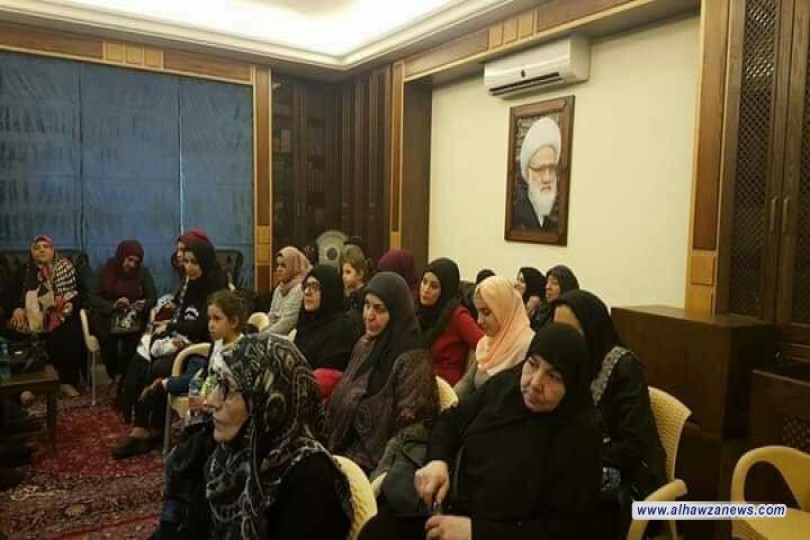 القسم النسوي بمكتب سماحة المرجع الديني الشيخ محمد اليعقوبي في لبنان ينظم ندوةً بمناسبة المولد النبوي الشريف 