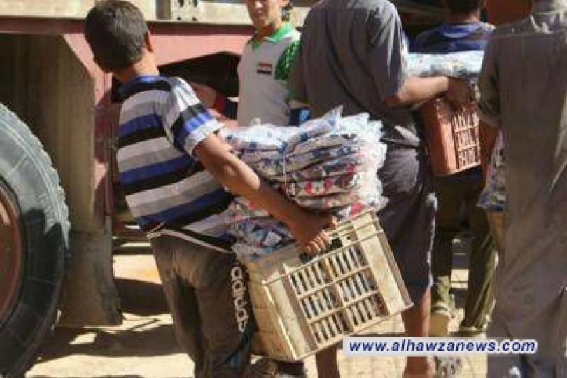 لجنة الاغاثة التابعة لمكتب المرجع الديني السيد السيستاني تغيث العوائل المتضررة في دربندخان نتيجة الزلزال وتزود نازحي الحويجة بـ 2300 سلة غذائية