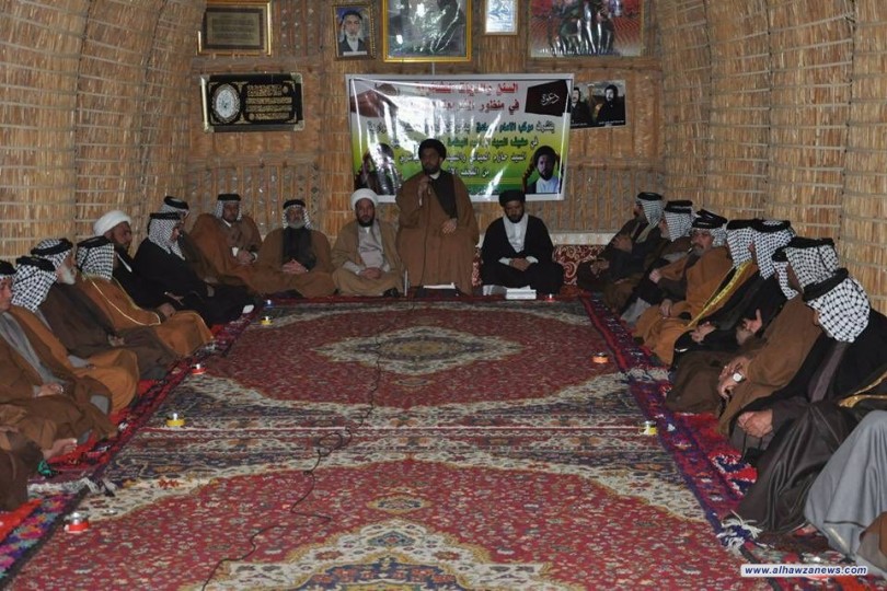  وفد حوزوي من النجف الاشرف يقيم دروس بإحكام العشائر في الفهود وسط حضور كبير