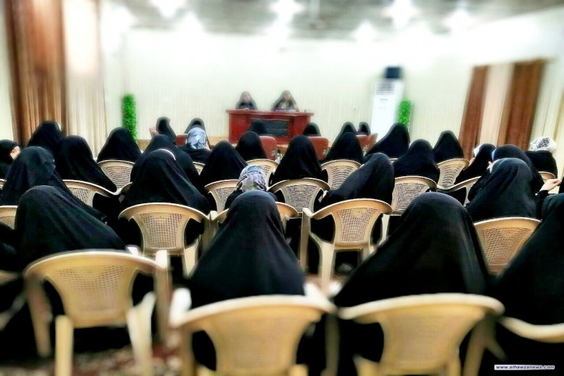 جامعة الكوثر النسوية للعلوم الدينية توضح اوجه  الشبه بين المرجعية والمعصوم (ع) 